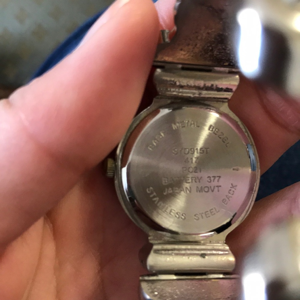 Like new watch price not negotiable - Picture 2 of 3